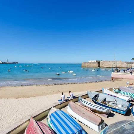 Serafin De La Caleta شقة *